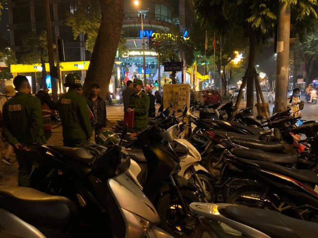 Địa điểm trông giữ xe máy, xe đạp để xem lễ hội Countdown 2021 tại Hà Nội.
