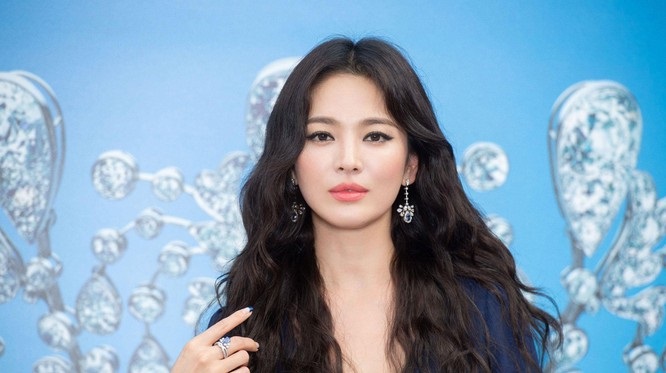 Song Hye Kyo thuở mới vào nghề từng nặng tới 70kg