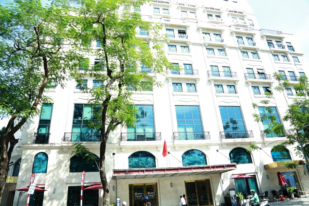 Căn hộ nằm trong 1 tòa nhà nằm trên con phố Lý Thường Kiệt, giá nhà ở đây siêu đắt, 200 triệu đồng/1 mét vuông