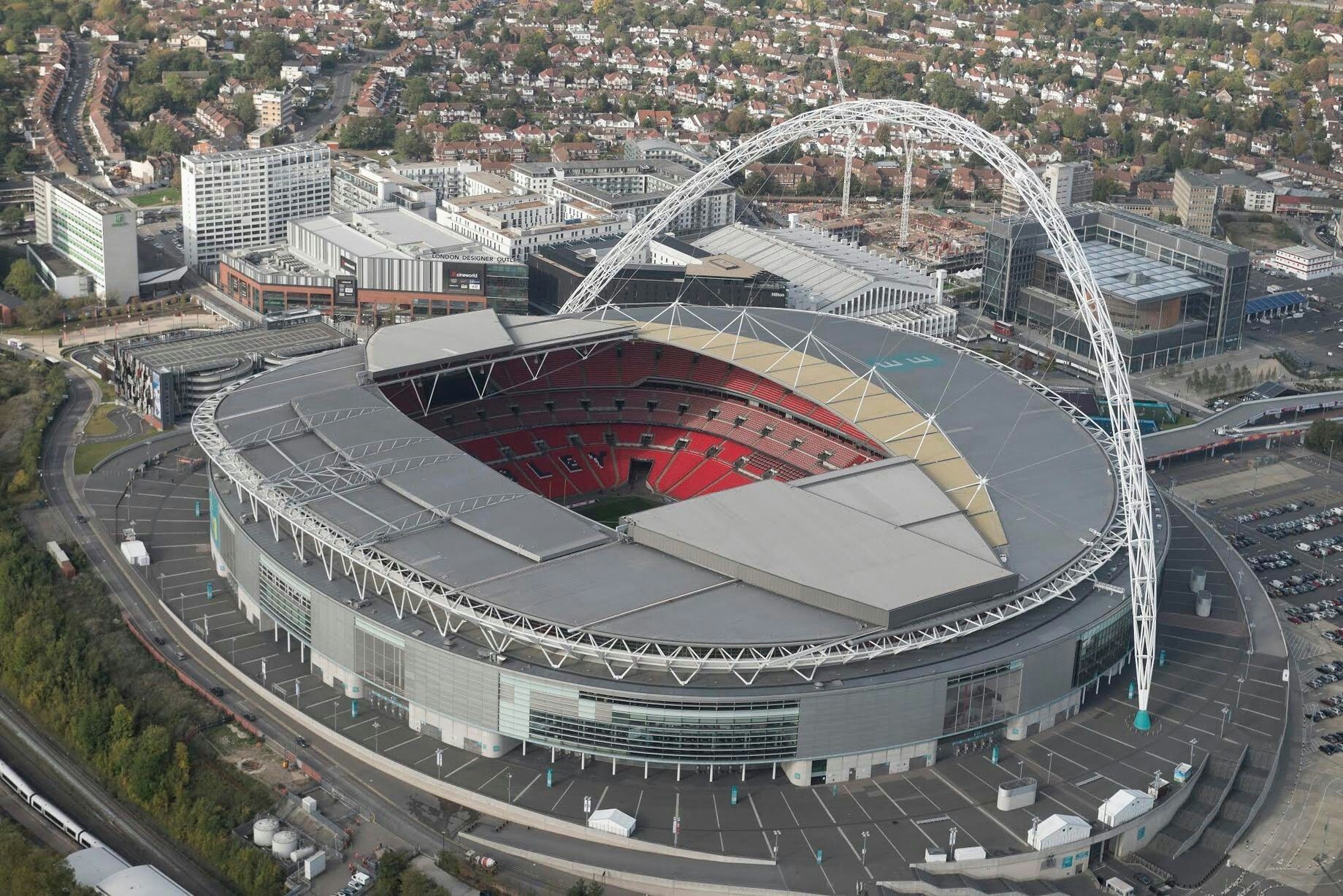Sân bóng nằm ở Lon don (Anh) sẽ là nơi tổ chức 7 trận đấu của EURO 2021, trong đó có 2 trận bán kết và chung kết.