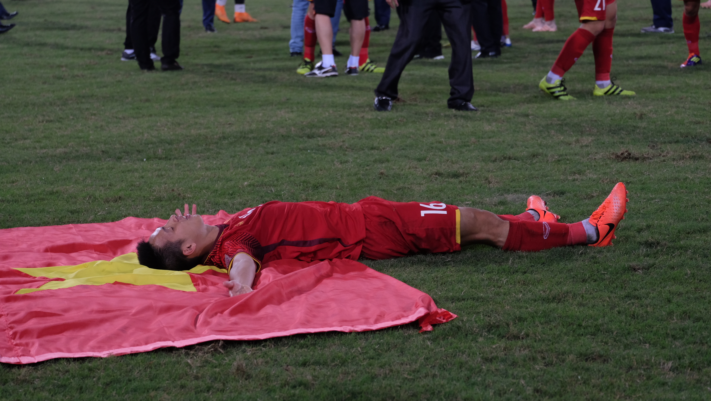 Đỗ Hùng Dũng không thể tham dự AFF Cup 2021