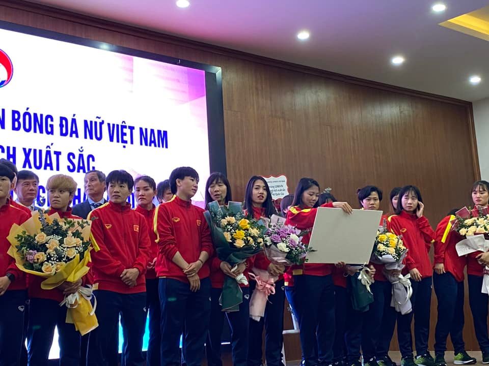 ĐT nữ Việt Nam sẽ tập trung trở lại vào tháng 3 để chuẩn bị cho SEA Games