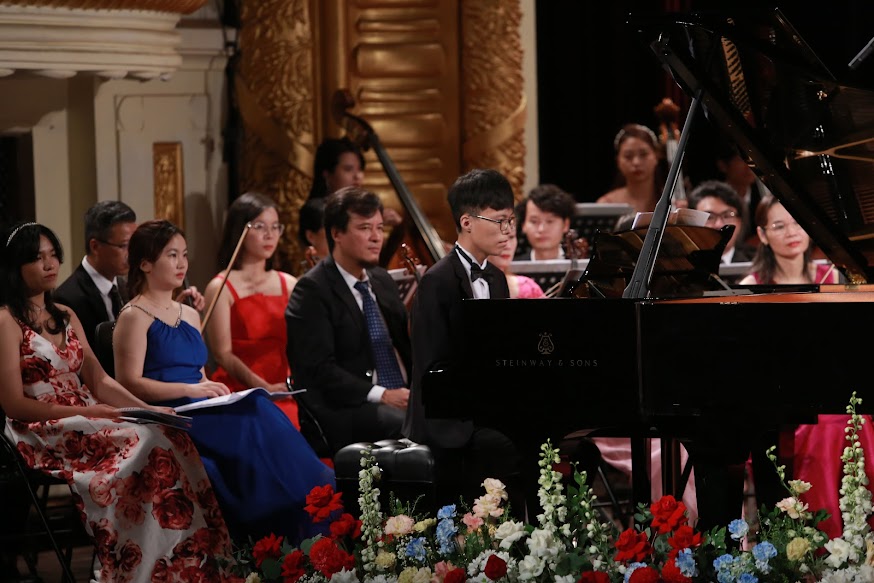 Tài năng trẻ tỏa sáng trong đêm hòa nhạc giáo dục “Classical Wonderland” - Ảnh 4