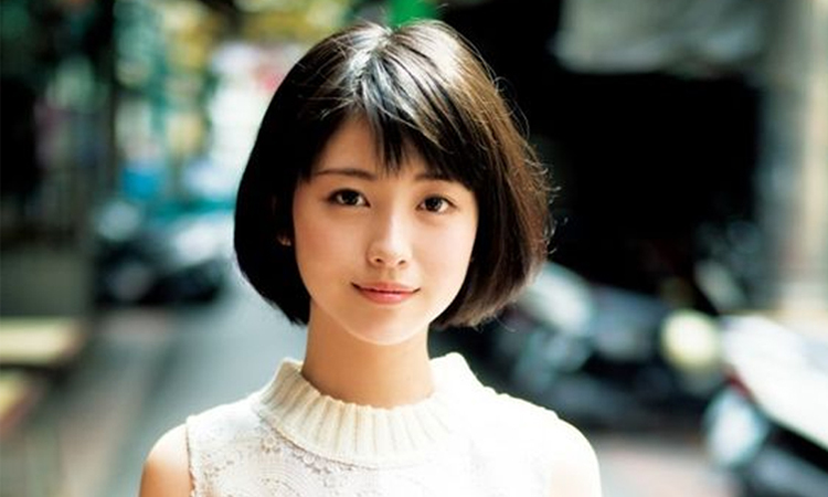 Minami Hamabe chạm chân vào con đường nghệ thuật từ năm 8 tuổi.