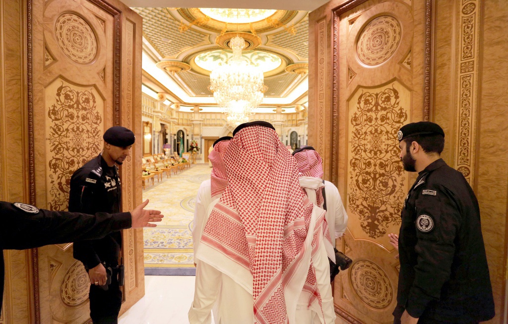 Hoàng gia Saudi Arabia có cuộc sống xa hoa bậc nhất thế giới.