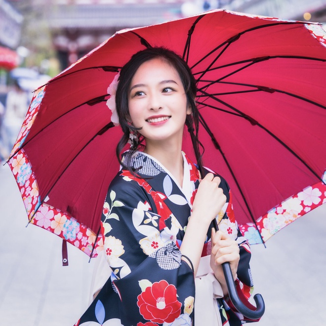 Nhan sắc cận cảnh của Hoa khôi sinh viên đẹp nhất lịch sử Nhật Bản - Ảnh 2