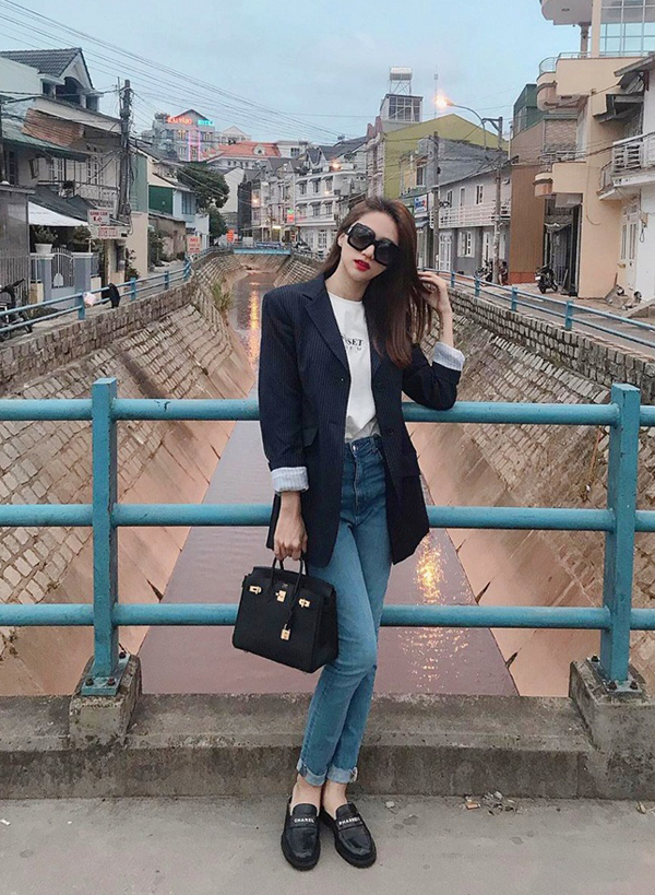 Hoa hậu Hương Giang cũng ưa thích áo blazer