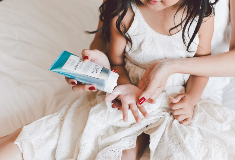 Sở hữu làn da mịn màng, phảng phất hương thơm bằng sữa dưỡng thể 