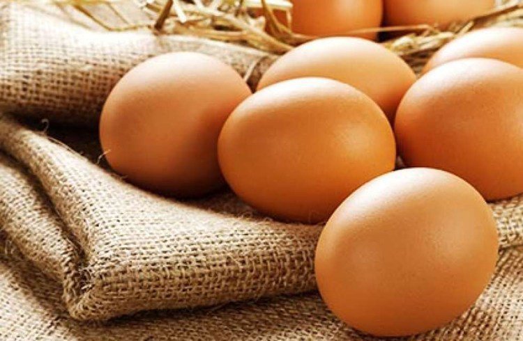 Trứng gà ngăn tình trạng khô da