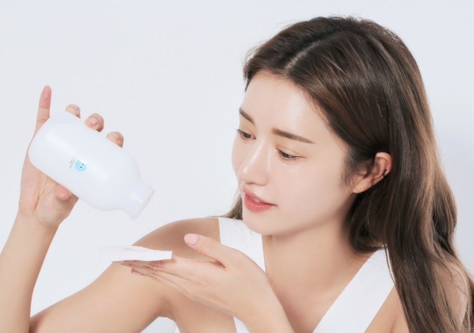 Xướng tên 5 chai nước hoa hồng của Nhật được nhiều người ưu chuộng