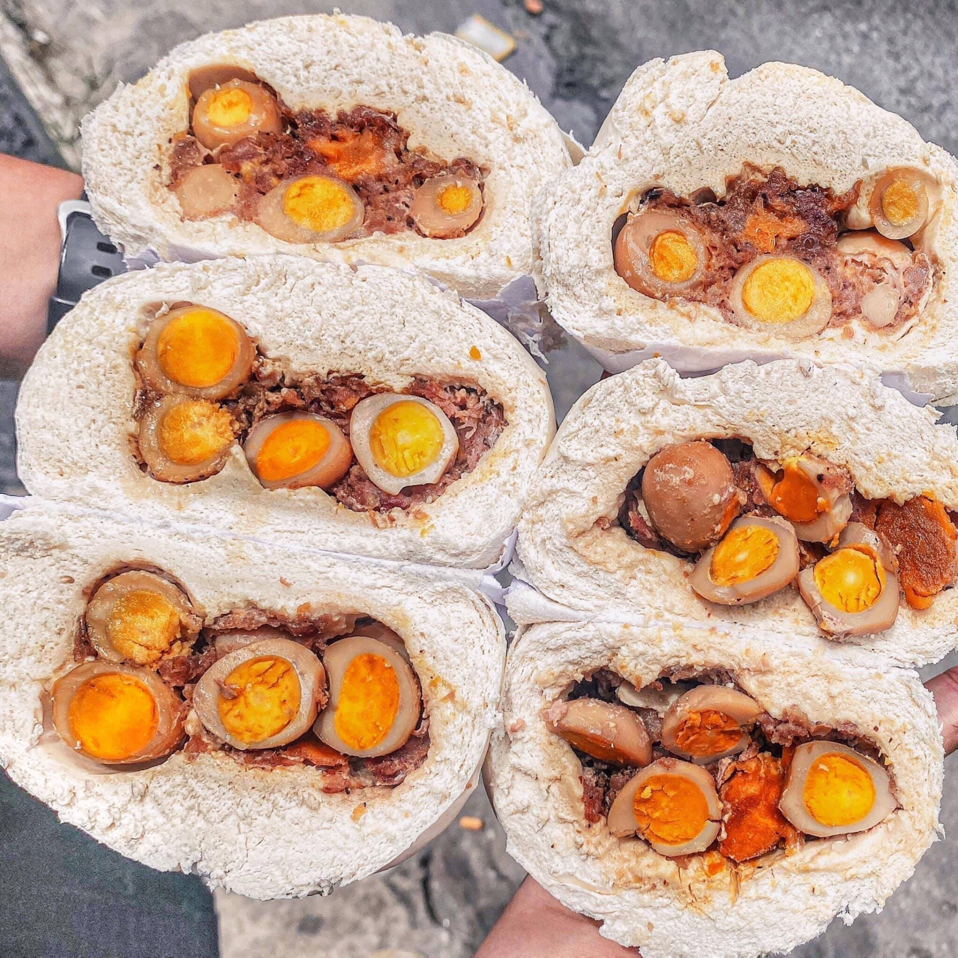 Bánh bao 8 trứng từng 'làm mưa làm gió' khắp các diễn đàn ẩm thực Sài Gòn