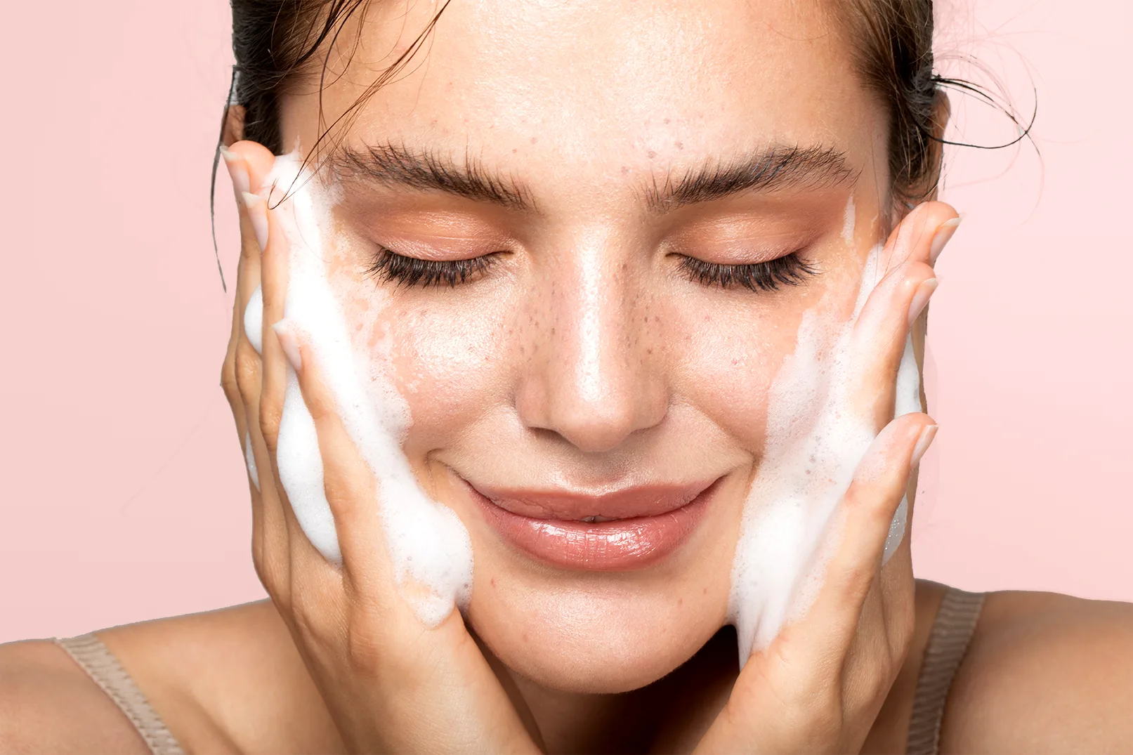 Bỏ túi ngay 4 tips giúp ngăn ngừa và phục hồi làn da lão hoá - Ảnh 1
