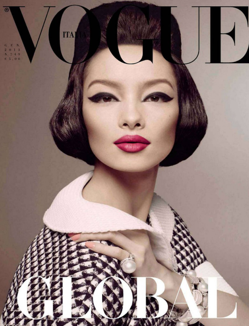 Người mẫu Fei Fei Sun trên bìa Vogue Ý