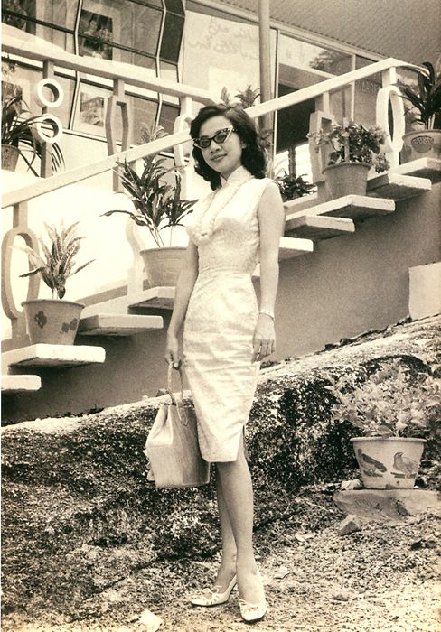 Sườn xám là trang phục phổ biến của phụ nữ Hongkong những năm 50s-60s
