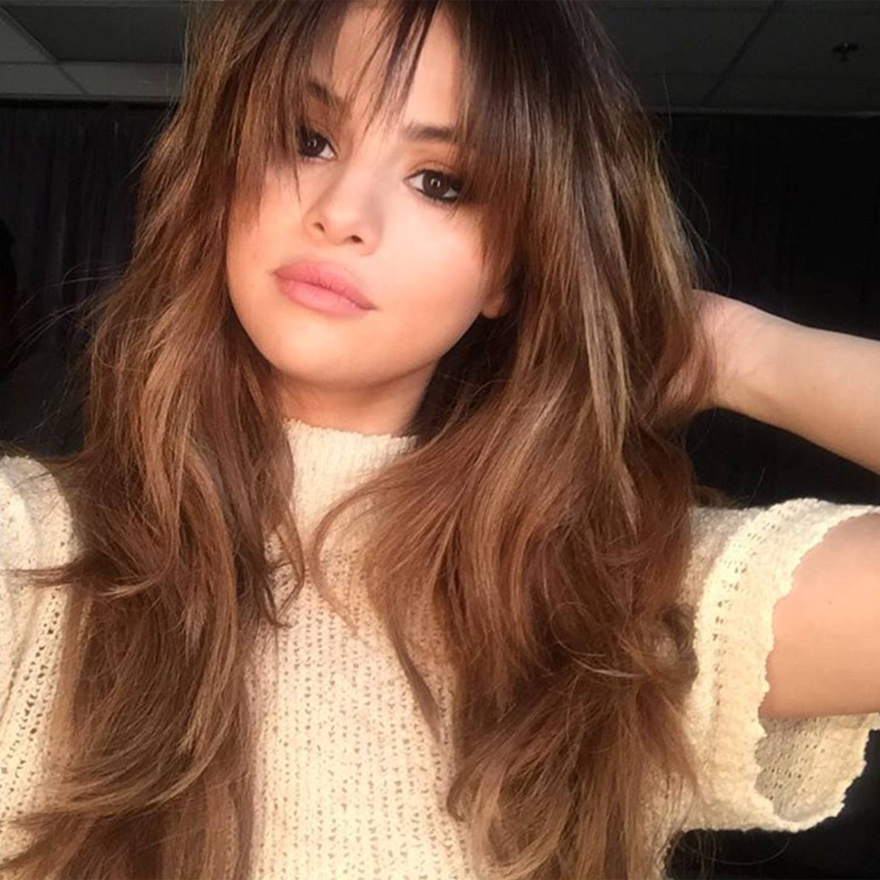 Học Selena Gomez 5 kiểu tóc chất chơi sang chảnh để diện cuối năm  - Ảnh 4