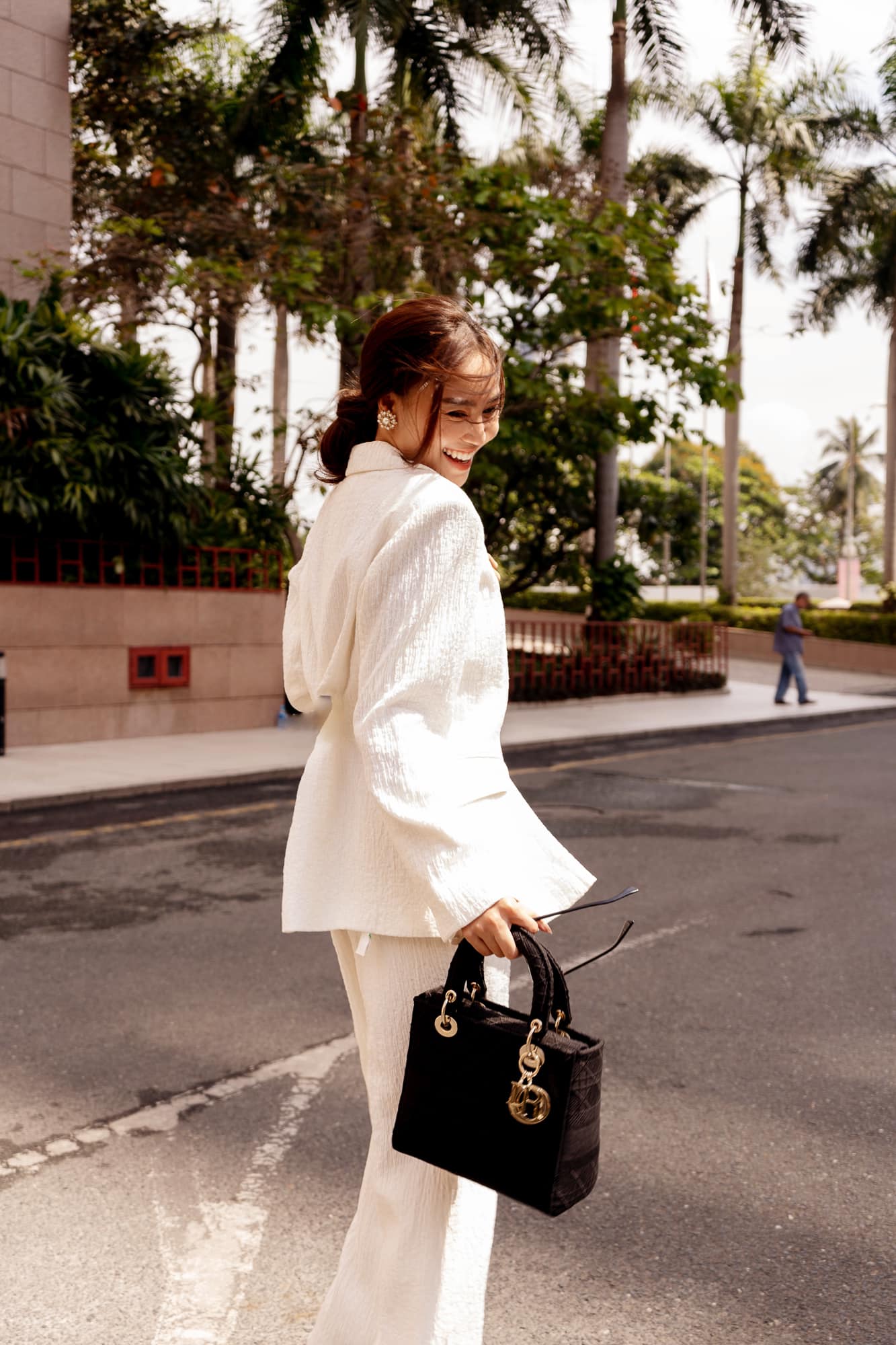 Những thương hiệu túi xách được Lan Ngọc ưa chuộng còn phải kể đến Dior, Louis Vuitton.