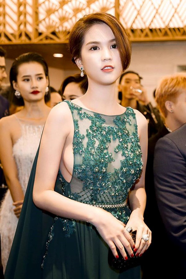 Ngọc Trinh trên thảm đỏ WeChoice Awards 2015