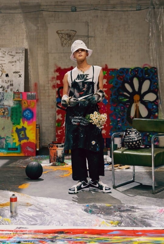 Tín đồ sneaker xôn xao khi G-Dragon bất ngờ nhá hàng mẫu giày mới - Ảnh 1